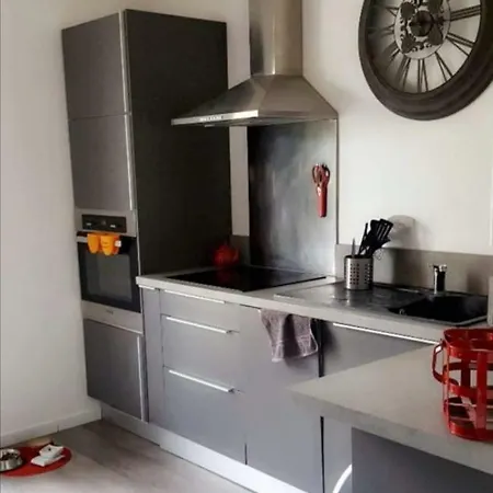 Apartment Jolie T2 Dans Securisee *